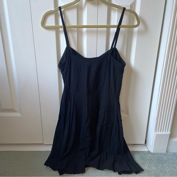 Aritzia Dress - Picture 3 of 4